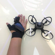 Carregar imagem no visualizador da galeria, Drone Controlado pelo Movimento das Mãos